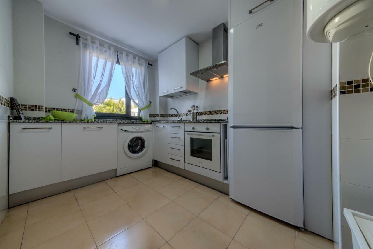 Apartamento Daniel Конил-де-ла-Фронтера Екстериор снимка