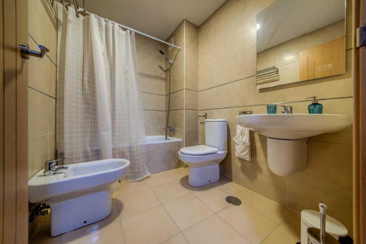 Apartamento Daniel Конил-де-ла-Фронтера Екстериор снимка